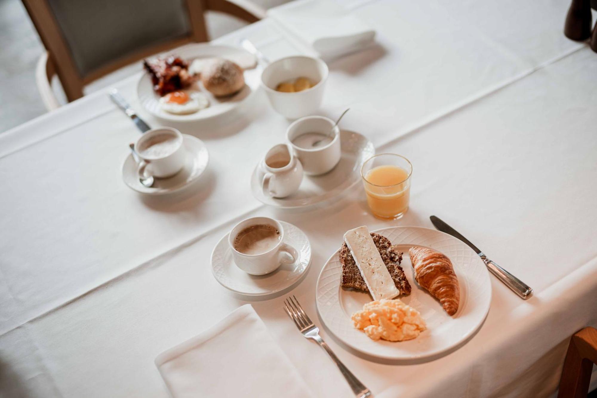 Stiemerheide - The Urban Hotel & Golf Retreat Genk Ngoại thất bức ảnh