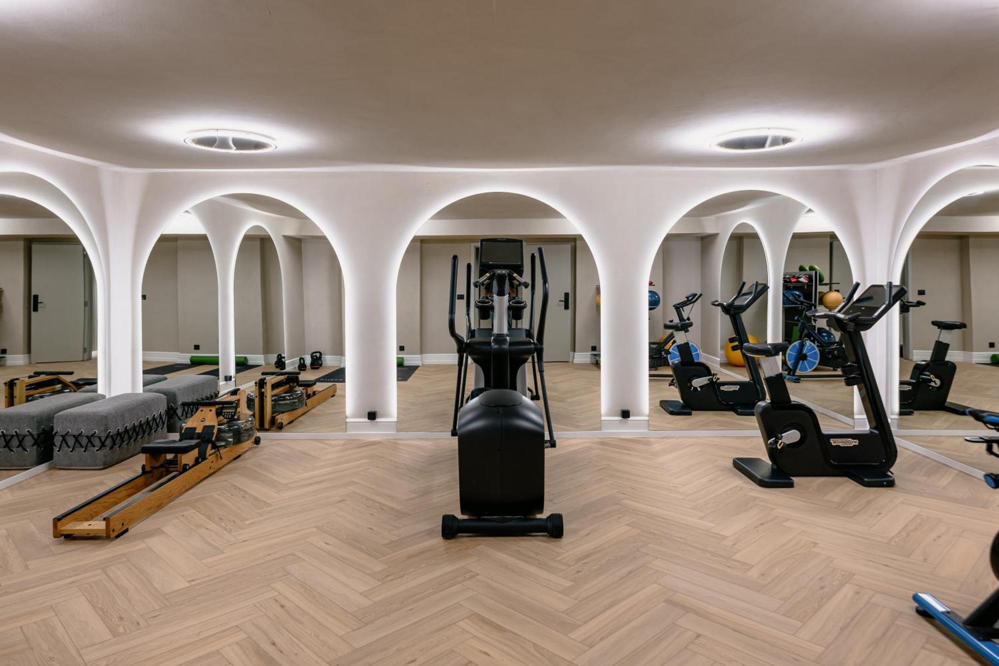 Stiemerheide - The Urban Hotel & Golf Retreat Genk Ngoại thất bức ảnh